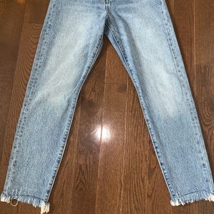size 26W levis wedgie jeans! never been worn.